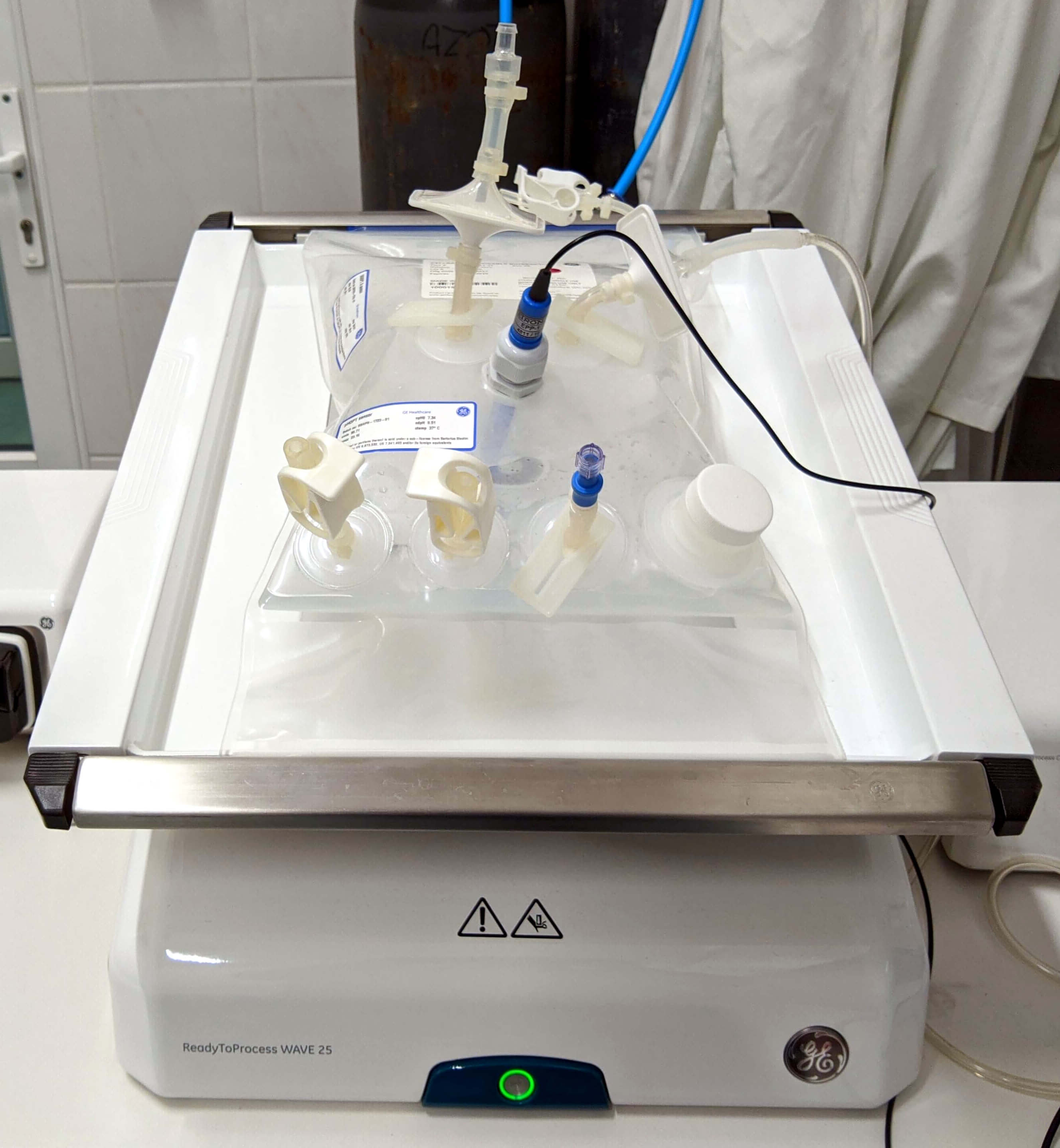 Single-Use Bioreactor Research Team (SU-BIOreactor